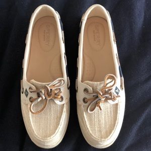 NWOT Sperry topsider boat shoes